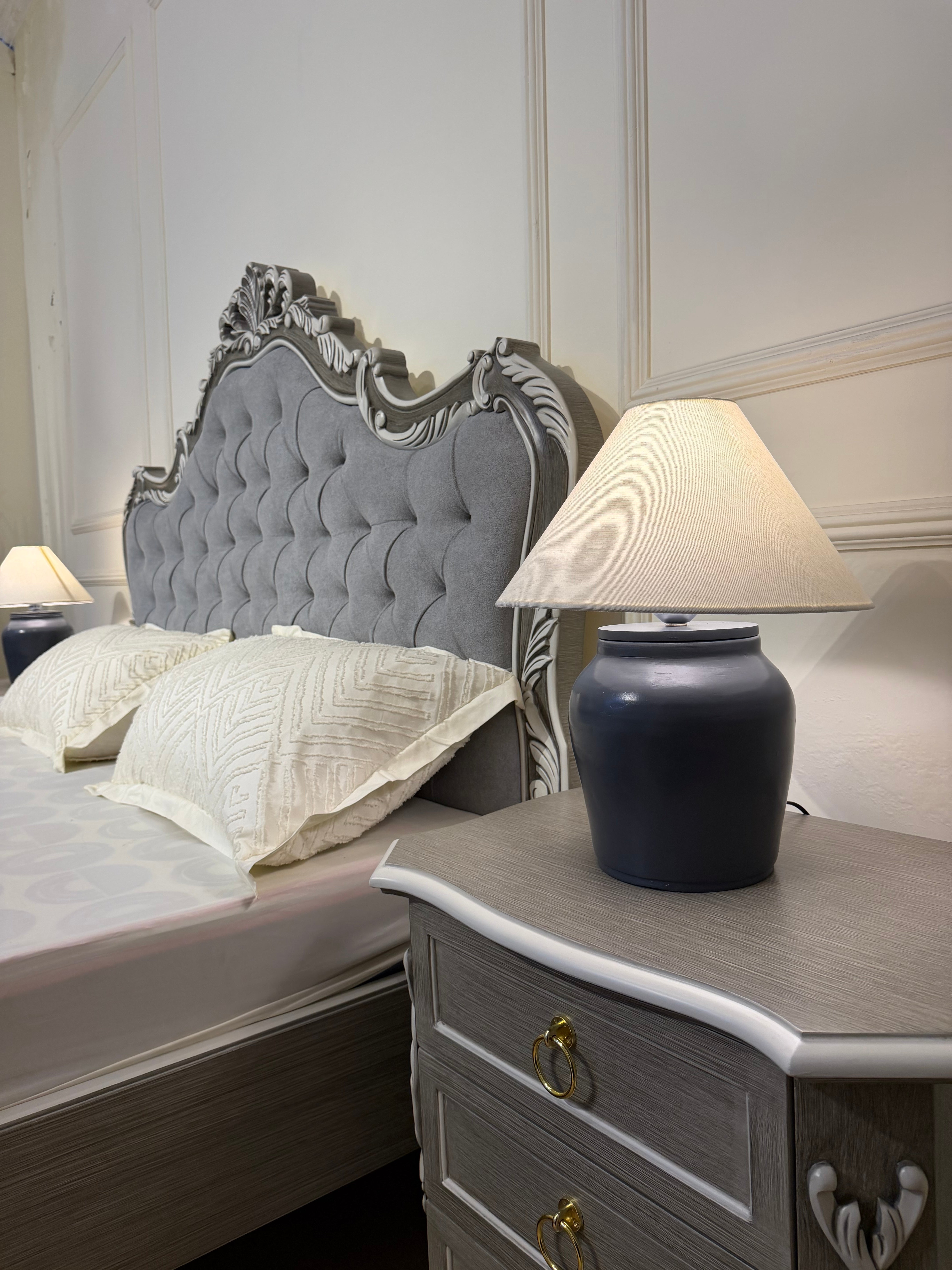 LUXE BED